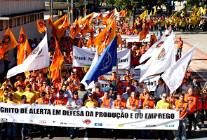 Manifestação “Grito de Alerta” em Florianópolis. Foto: Fernando Willadino