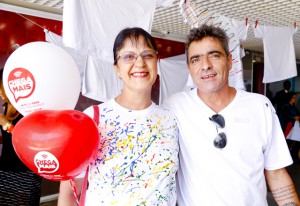 Silvia exibe camiseta que ganhou no #ChegaMais. Foto: Tâmna Waqued/Fiesp Imagem relacionada a matéria - Id: 1576045093