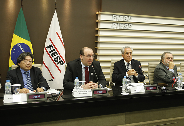 A reunião do Cosema nesta terça-feira (25/03): ações em nome da sustentabilidade. Foto: Tâmna Waqued/Fiesp A reunião do Cosema nesta terça-feira (25/03): ações em nome da sustentabilidade. Foto: Tâmna Waqued/Fiesp