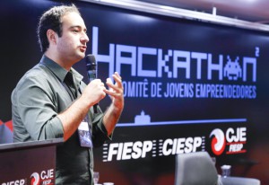 Sylvio Gomide: sucesso do Hackathon tem a ver com diversidade de perfis dos participantes. Foto: Tâmna Waqued/Fiesp Imagem relacionada a matéria - Id: 1553584427