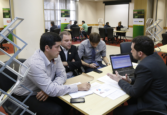 Empresários na Sala de Crédito organizada pelo Dempi: pelo desenvolvimento das empresas. Foto: Tâmna Waqued/Fiesp Imagem relacionada a matéria - Id: 1552977596