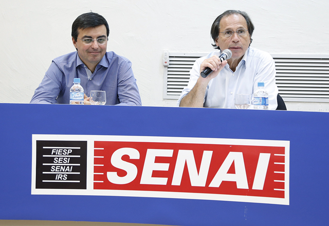 Benjamin Steinbruch e Rafael Cervone no Senai-SP em Itu: conversa com comunidade da escola. Foto: Tâmna Waqued/Fiesp Imagem relacionada a matéria - Id: 1561010550
