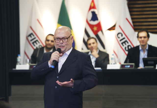 Oliva: entusiamo e disciplina são qualidades fundamentais para o sucesso. Foto: Everton Amaro/Fiesp Imagem relacionada a matéria - Id: 1606290142
