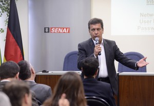 Diretor técnico do Senai-SP, Ricardo Terra: Senai-SP tem investido muito tempo e dinheiro para qualificar professores e infraestrutura e promover a inovação dentro das companhias. Foto: Helcio Nagamine/Fiesp Imagem relacionada a matéria - Id: 1550414719