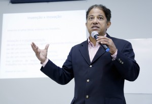 Moacir de Miranda Oliveira Junior, da USP: inovação é um encontro virtuoso entre ideias e necessidades do mercado. Foto: Tâmna Waqued/Fiesp Imagem relacionada a matéria - Id: 1553119861