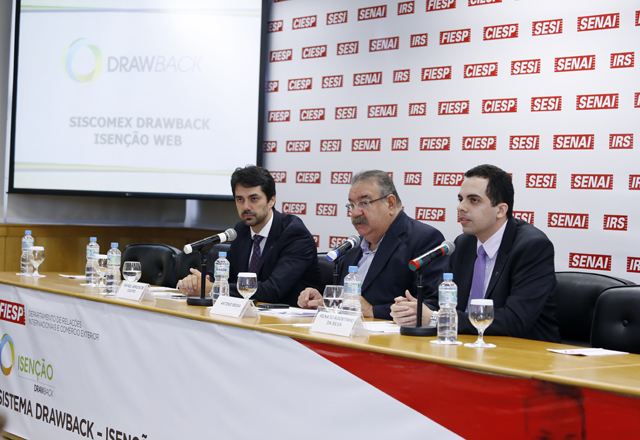 Na foto, da esquerda para a direita: Rafael Arruda de Castro, Antonio Bessa e Renato Agostinho da Silva. Foto: Tâmna Waqued/Fiesp Imagem relacionada a matéria - Id: 1555923591